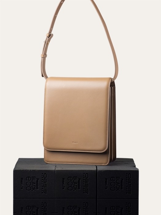 Camelia Bag(Beige / Black)