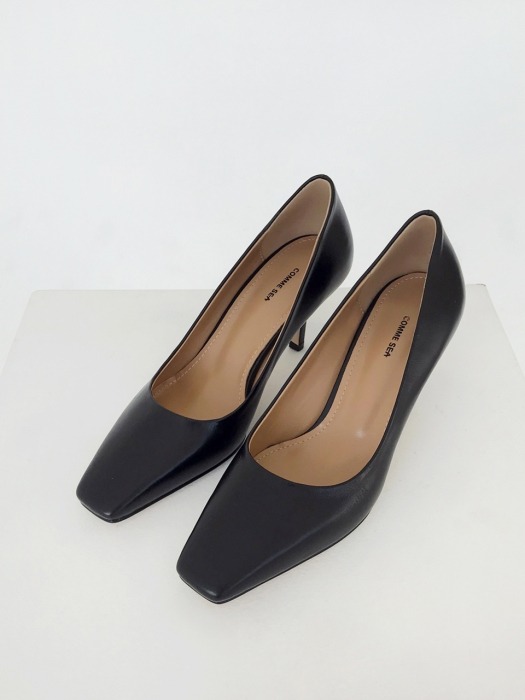 CLASSIC SQUARE TOE PUMPS-BLACK