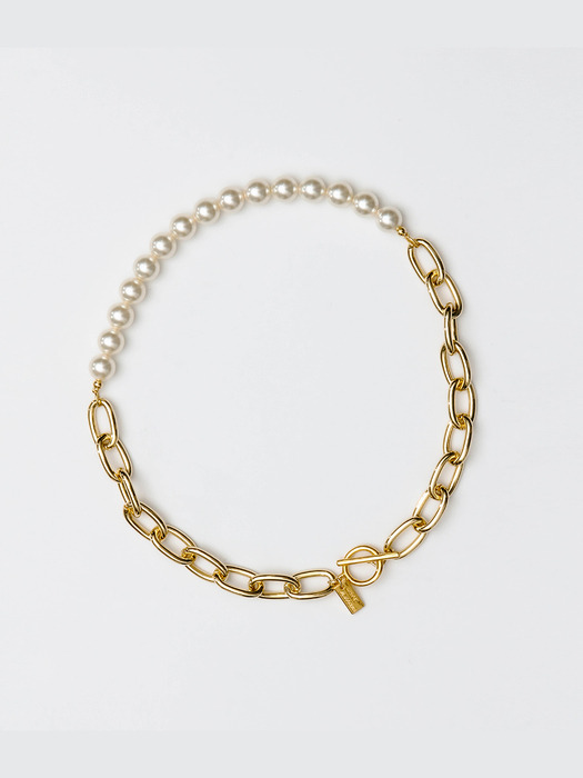 PEARL BOLD CHAIN MIX NECKLACE GOLD