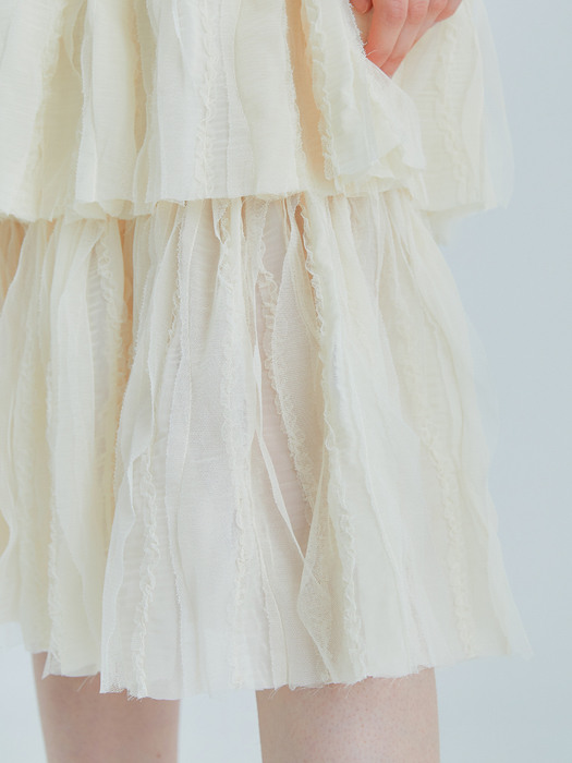 TREE TIERED LACE SKIRT - IVORY