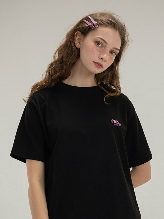 [1+1] essential logo tee