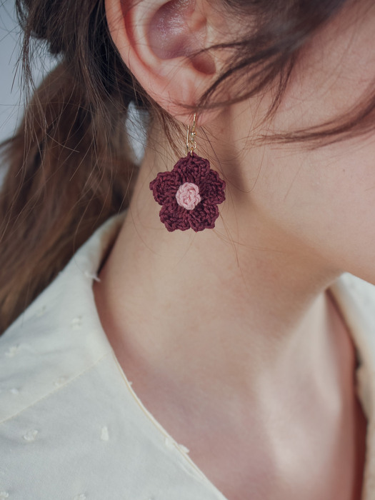 Crochet retro flower earring (Wine)