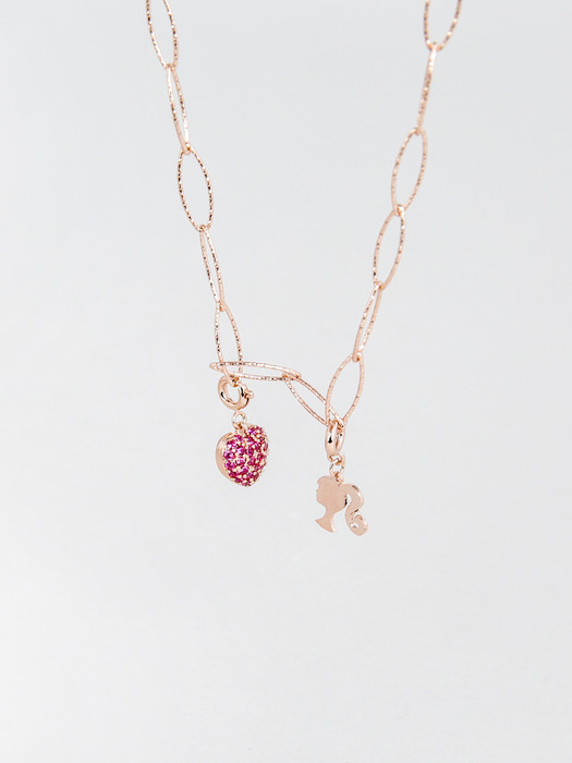 [BARBIE X JUDY AND PAUL] Barbie Silo head n heart charm oval necklace