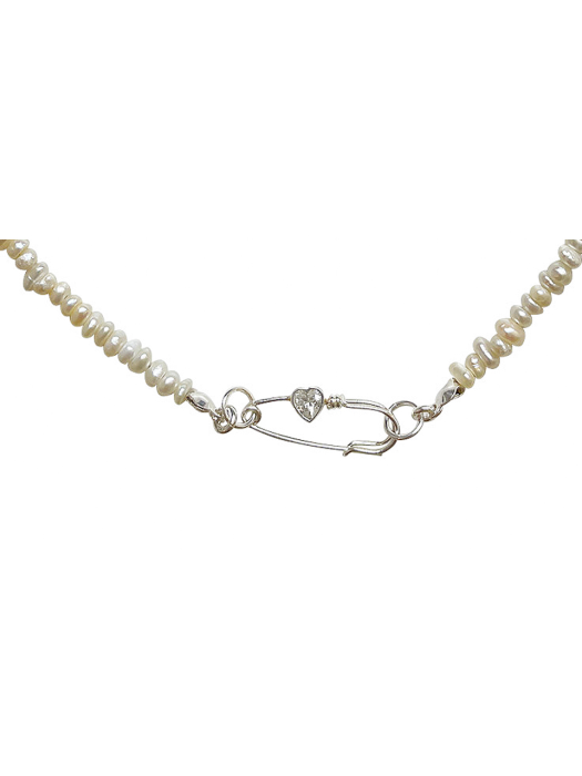 Heart clip pearls