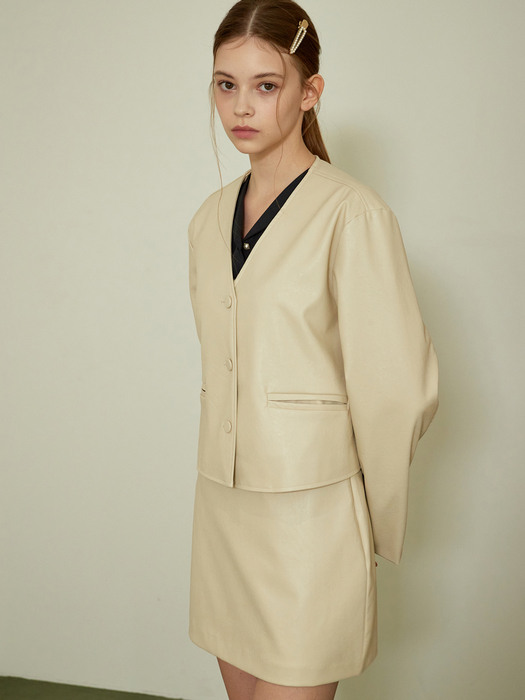 j1065 [SET] line leather short jacket+line leather mini skirt (cream)