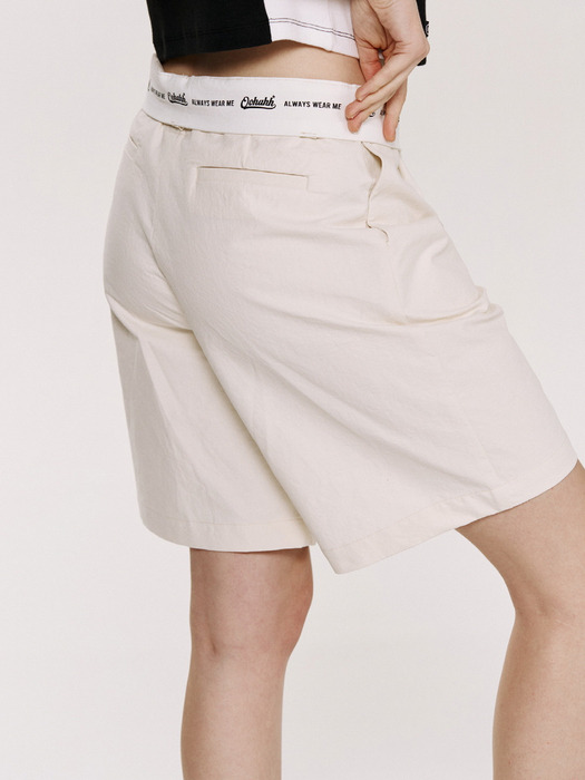 HIDDEN LOGO SHORTS (CREAM)