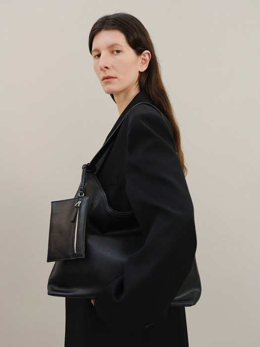 Pulpy hobo bag Black
