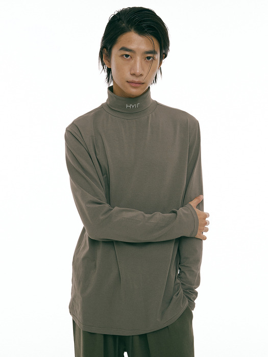 Standard Fit Turtle Neck Pullover (3 Colors)