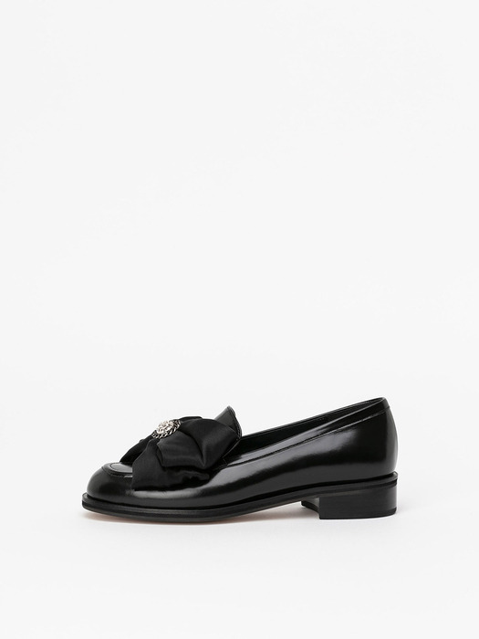 BLOOMING RIBBON LOAFERS in MATTE BLACK