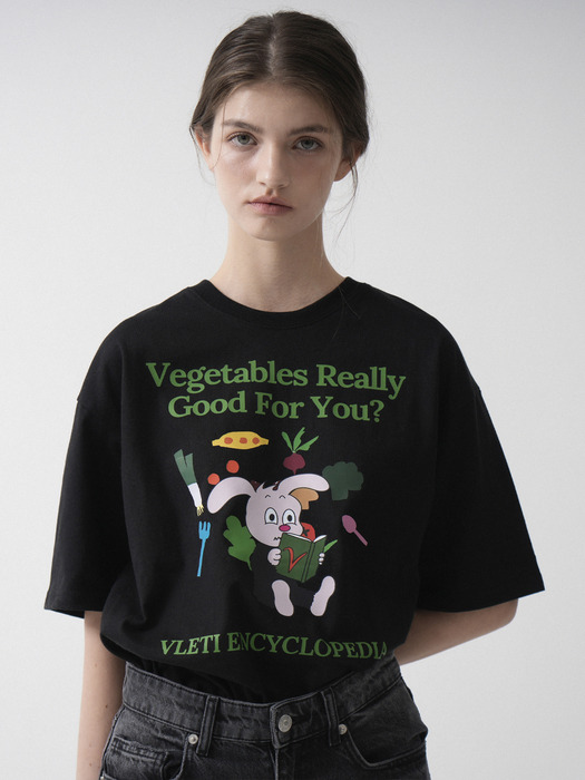 Green Rabbit Art Work Printing Overfit T-shirt (Black)