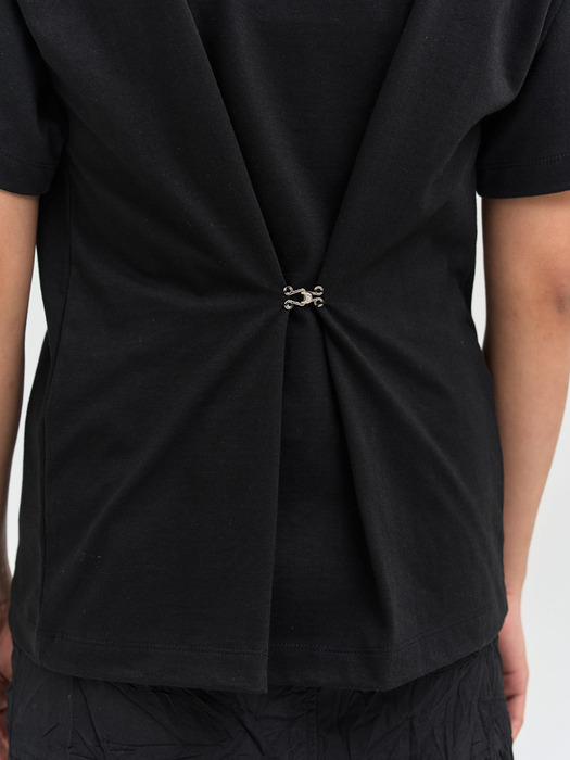 RIBBON HOOK T-SHIRT(BLACK)