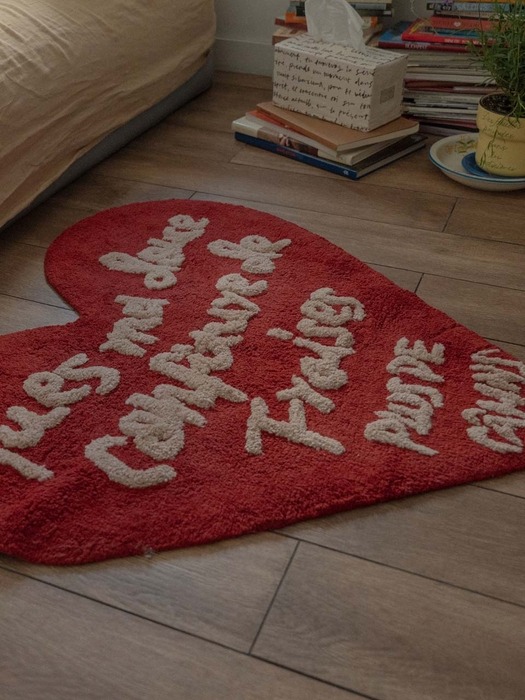 Heart Shaped Rug (Chilli)