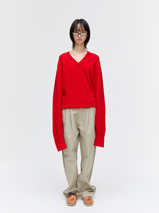 BUTTON SLEEVE V - NECK KNIT , RED