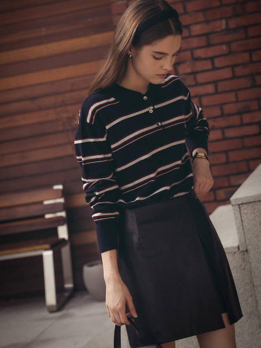 Slit stitch point leather skirt_Black