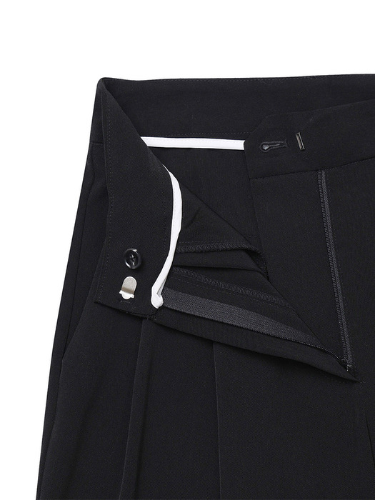 TWO PINTUCK WIDE SLACKS BLACK