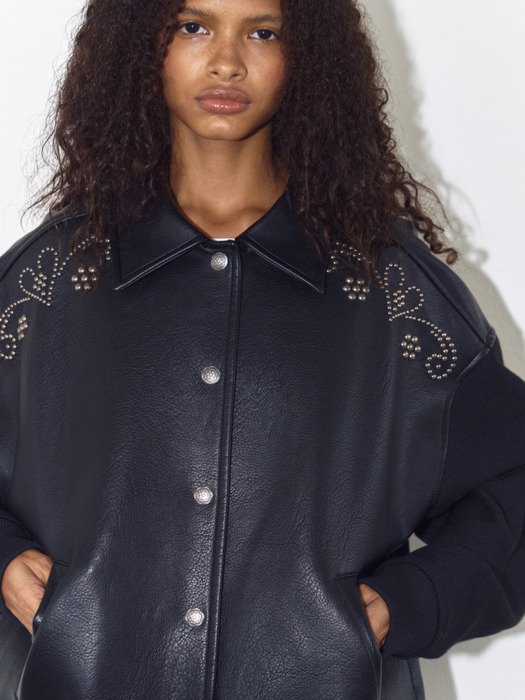 폴리수엠]HEART STUDDED VARSITY JACKET_ONZI_EDITION, BLACK