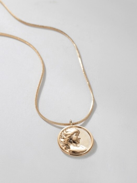 ANCIENT ROUND COIN NECKLACE