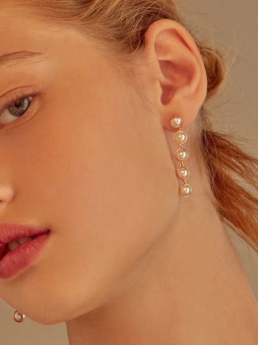 glow pearl drop earring