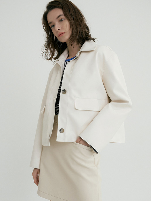 comos334 matte leather short jacket (white)