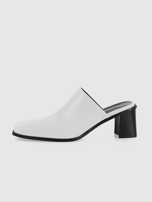 WHITE LEATHER MULE