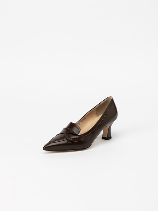 Abbot Pumps in Brown