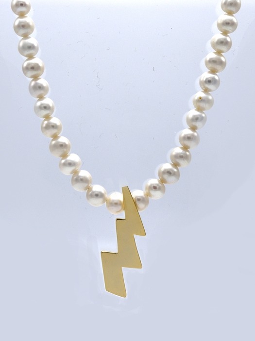 Bold pendant point pearl Necklace 볼드 썬더 팬던트 담수진주 목걸이