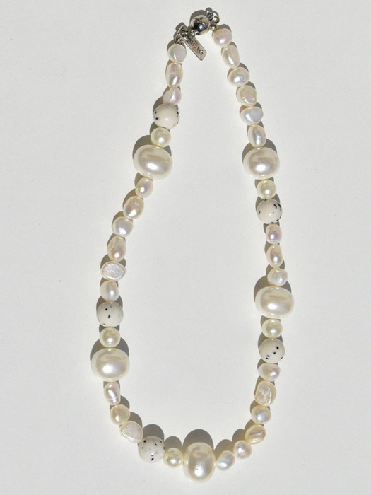 White Pearl Mix Necklace