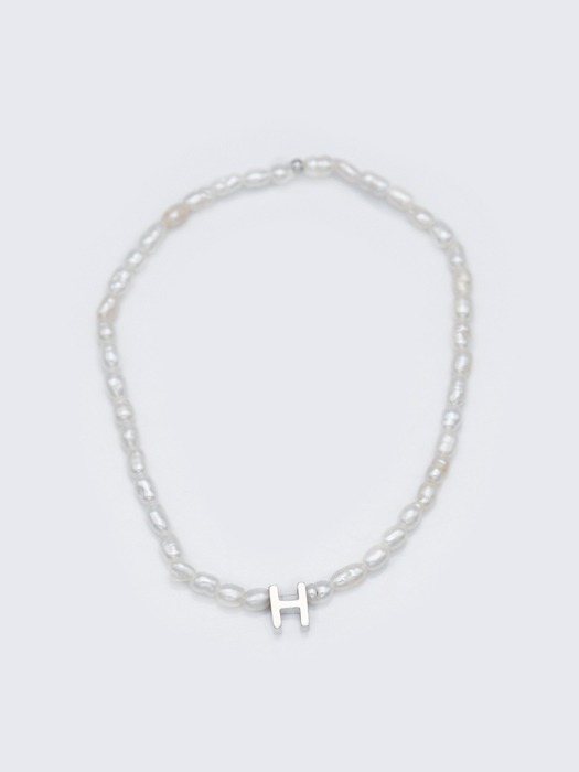 Silver initial water pearl Bracelet 실버 이니셜 쌀알 담수 진주 밴딩 팔찌