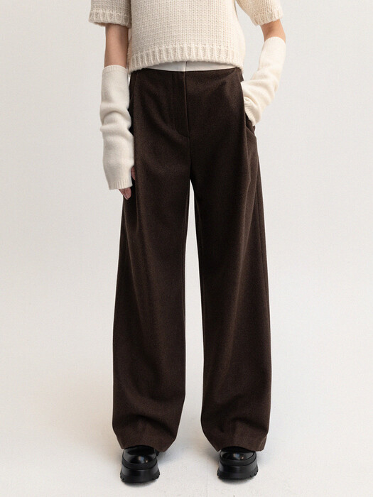 wool inside out tucked pants (brown)