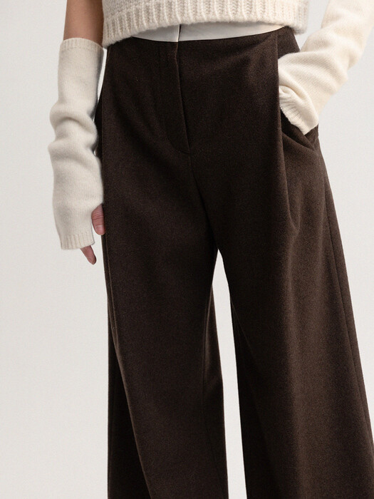 wool inside out tucked pants (brown)