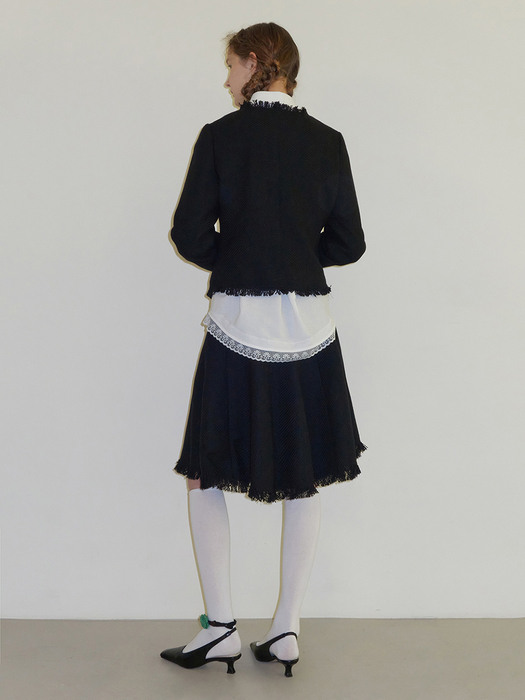 Classic wool fringe skirt. Black