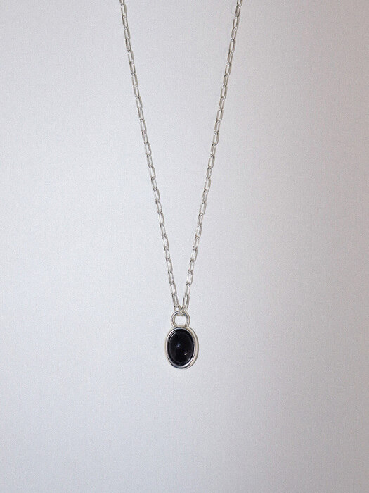 Oval stone necklace (오닉스)