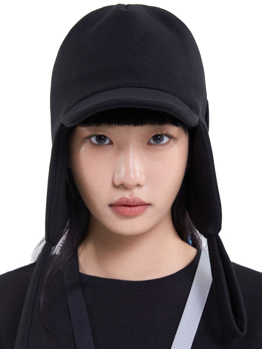 EAR FLAP CAP BLACK