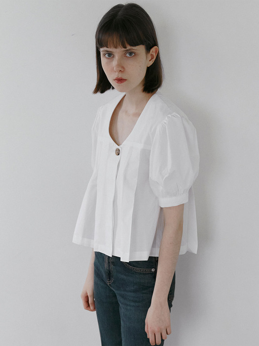U neck Pleats blouse(Off white)