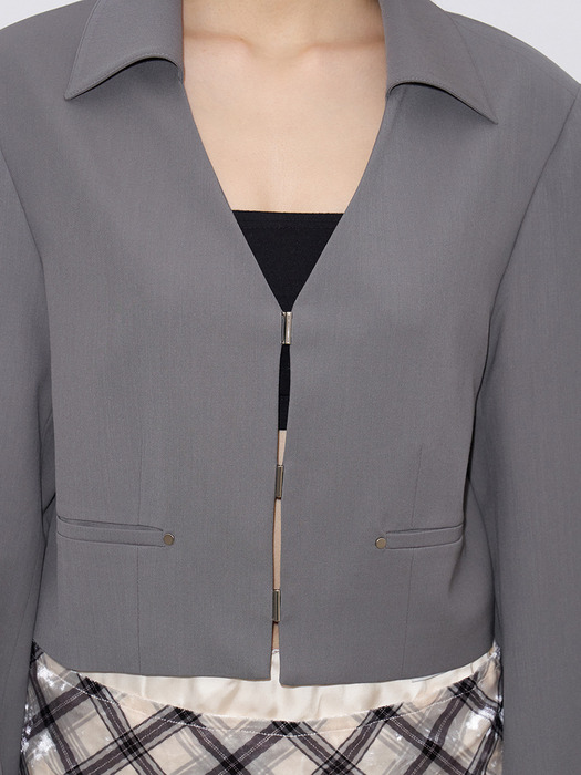 COLLAR DETAIL CROPPED JACKET(GREY)