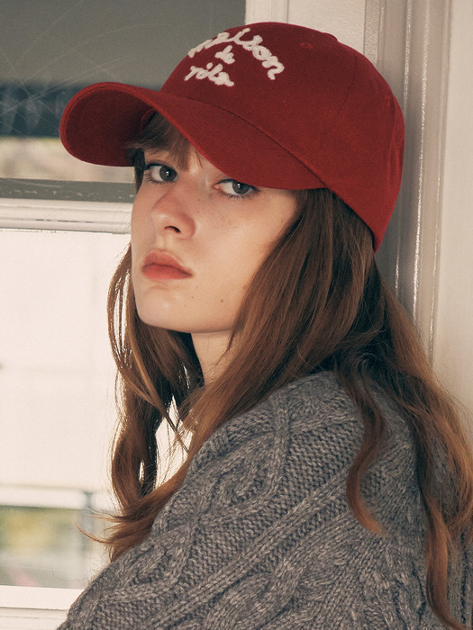 MAISON DE ROLA BALL CAP RED