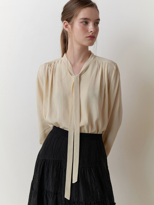 Dandelion tie blouse (beige)