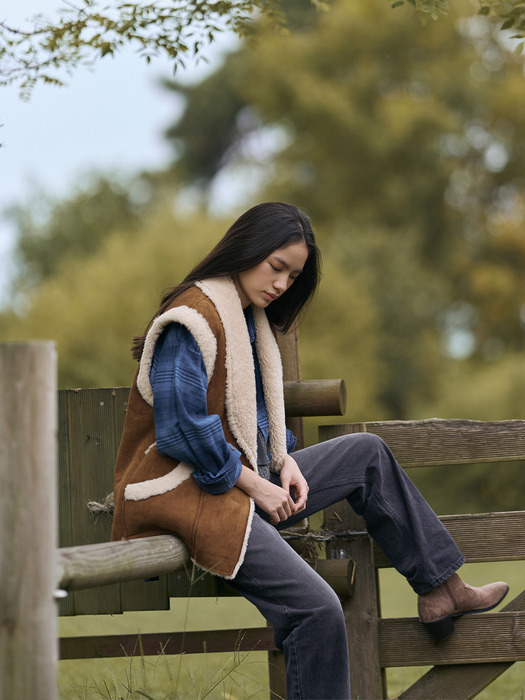 GAINSBOURG SHEARLING MUSTANG VEST