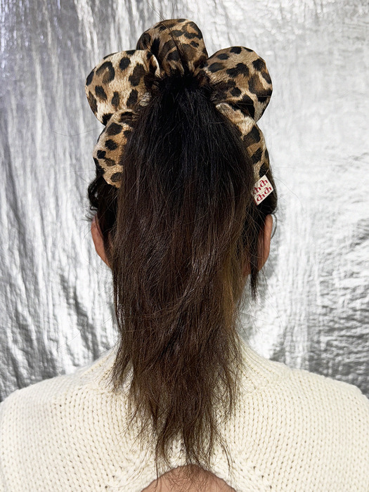 Flower Leopard Scrunchies