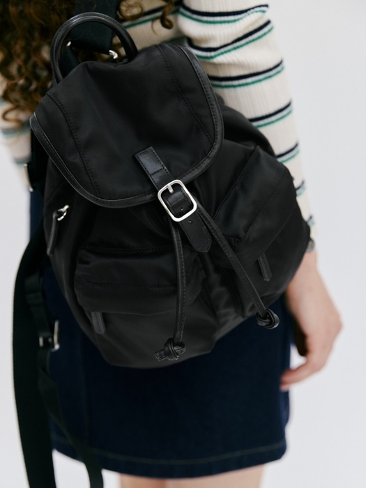 double pocket nylon backpack - black (S)