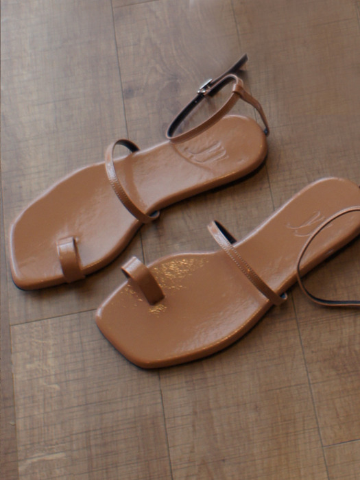 Y.01 Jane candy back T sandals / YY20S-S48 Taupe