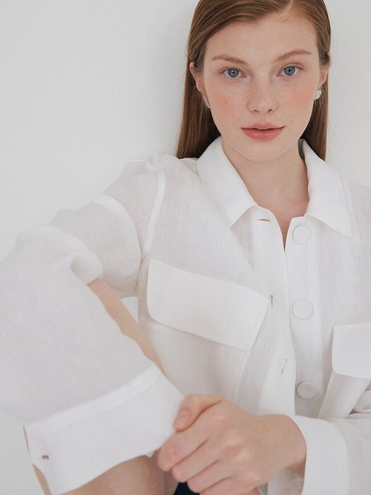 linen cropped shirt jacket (white)