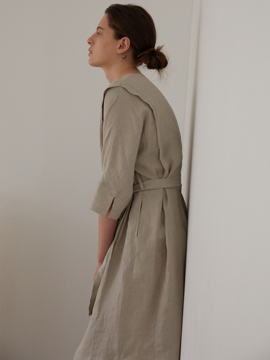 BORN LINEN DRESS (OATMEAL)