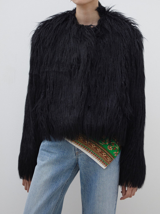 [TC20AWJK02] CROPPED HAIRY FUR JACKET