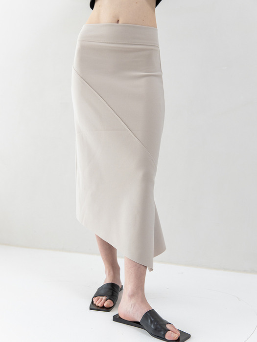 Asymmetric Easy Skirts_Ecru