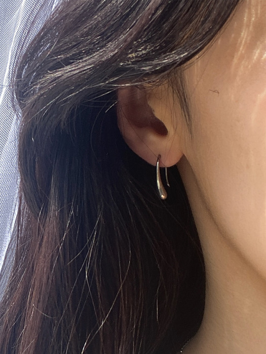 [Silver925] Bran Hook Earrings