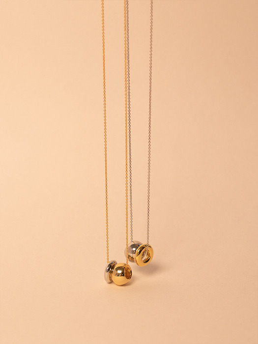 deux ring necklace