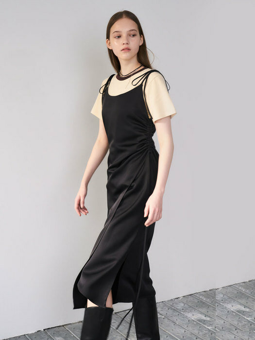 [단독]23 Spring_ Black Side String Midi Dress