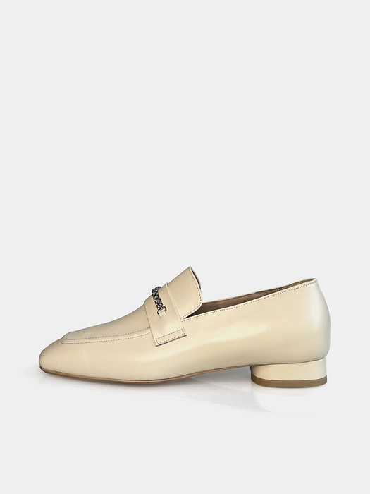 Mrc098 Chain Loafer (Ivory)