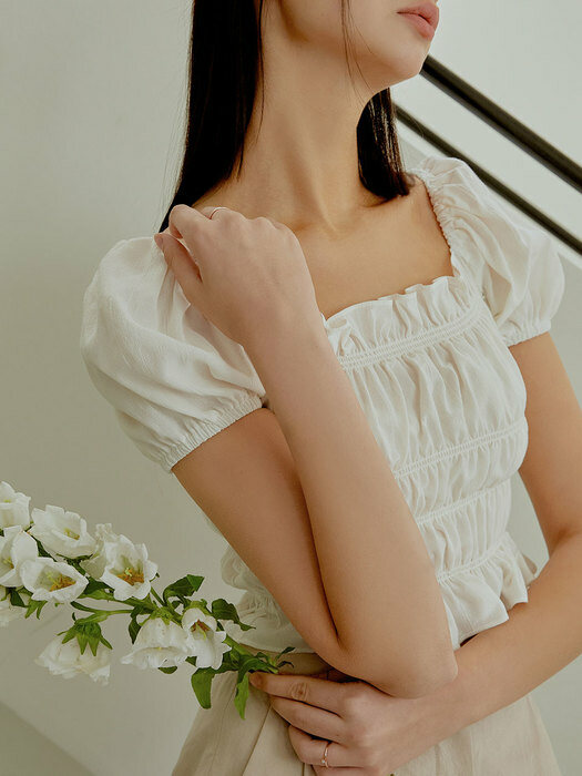 Cupcake shirring blouse (white)